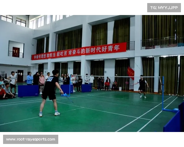 上海政法学院羽毛球赛落幕，研究生院夺冠